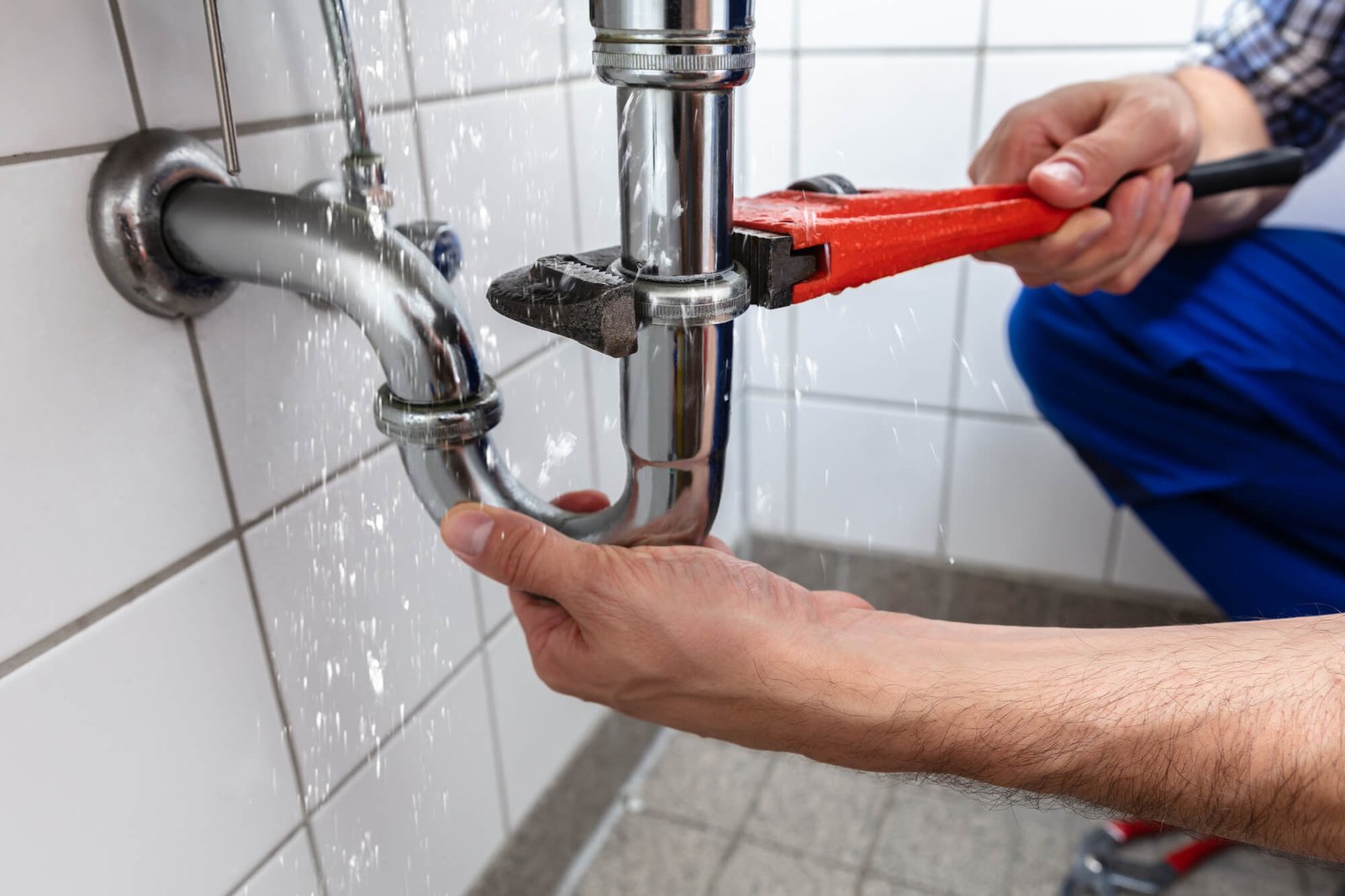 Water drainage services London by DRMB Plumbing & Heating – 24/7 emergency drainage specialists